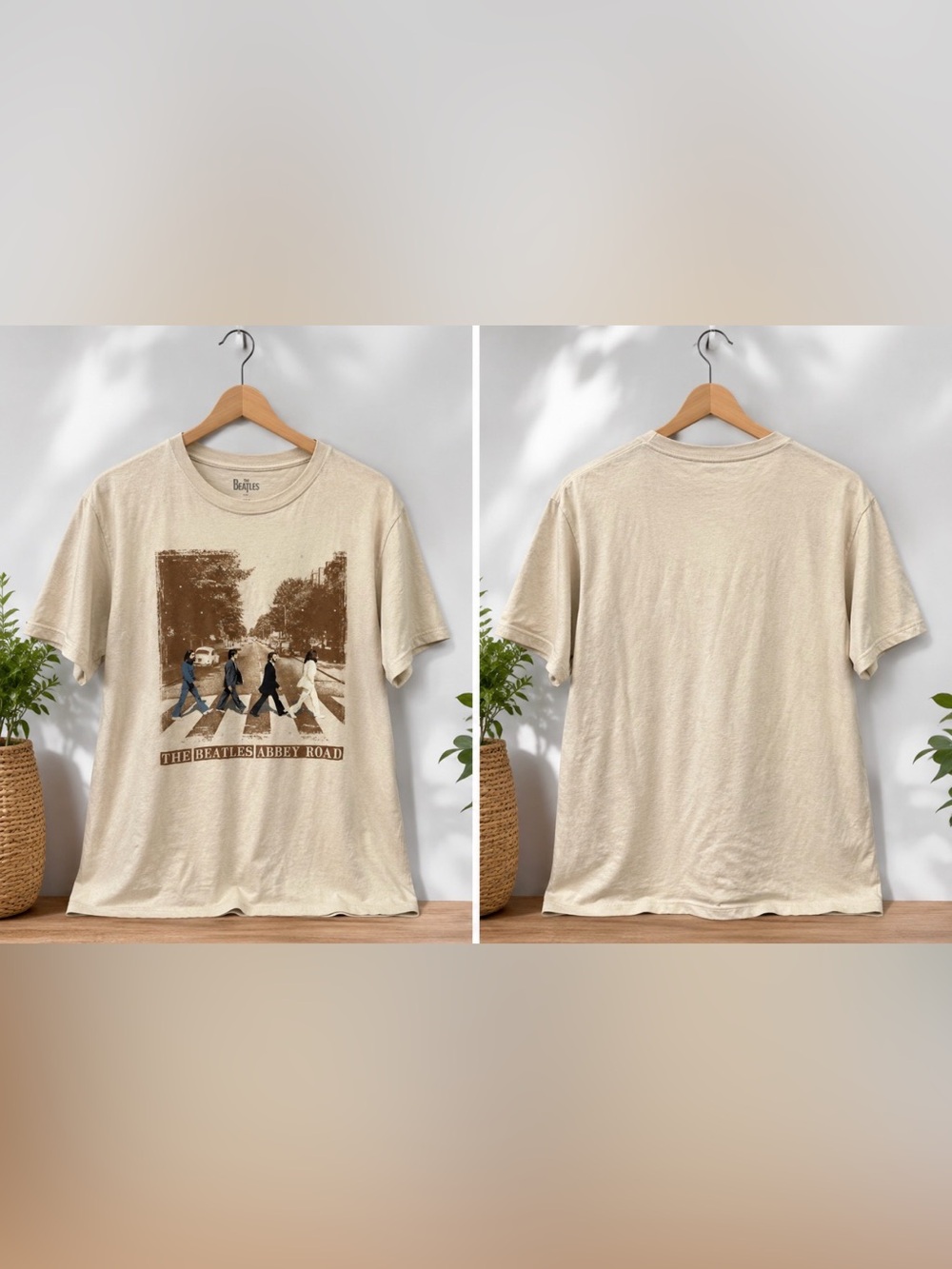 The Beatles Beige T-Shirt with Black Logo abbey road - size medium